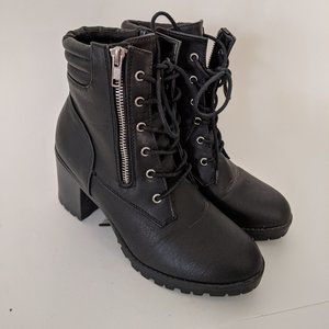 Report Boots Sz 7.5